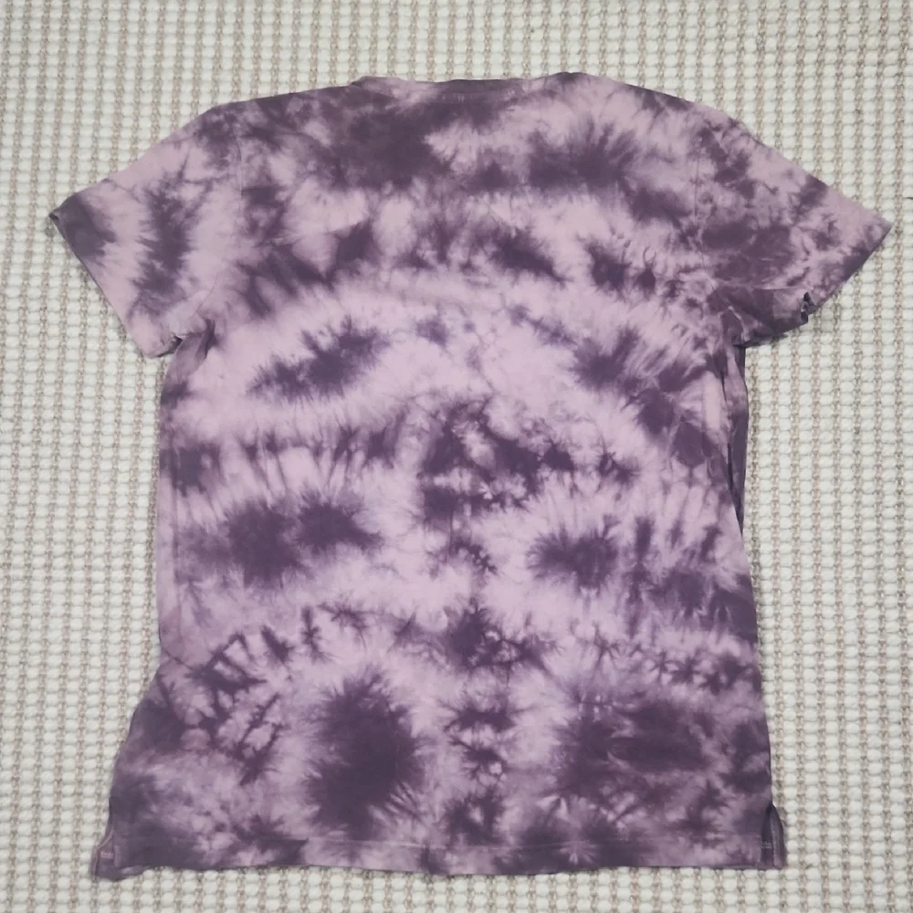 PINK Victoria's Secret Purple Tie-Dye Short Sleeve Notch Neck Tee - Picture 4 of 7